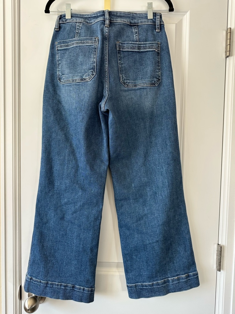 Mica Los Angeles Women's Wide-Leg Cropped Blue Jeans - Picture 3 of 3